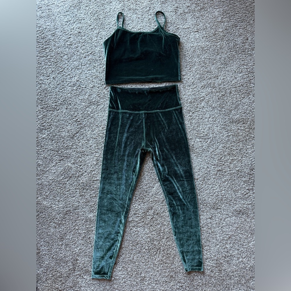 Beyond Yoga XL set